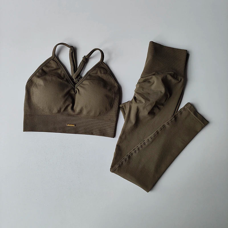 Womens Seamless Sports Bra + Yoga Pants